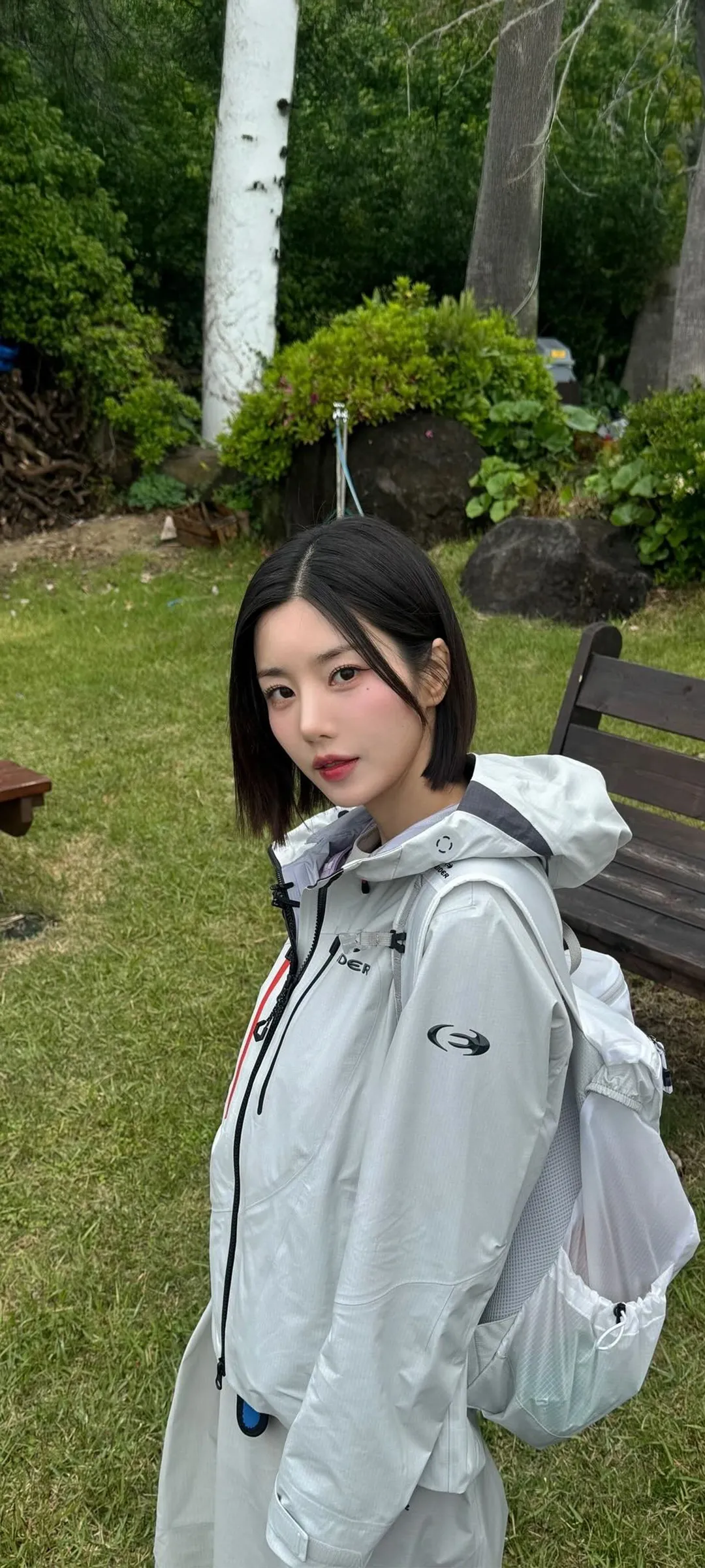 วอลเปเปอร์ หน้าจอล็อก มือถือ Kwon Eun-bi 4K HD ดาวน์โหลด — IZ*ONE