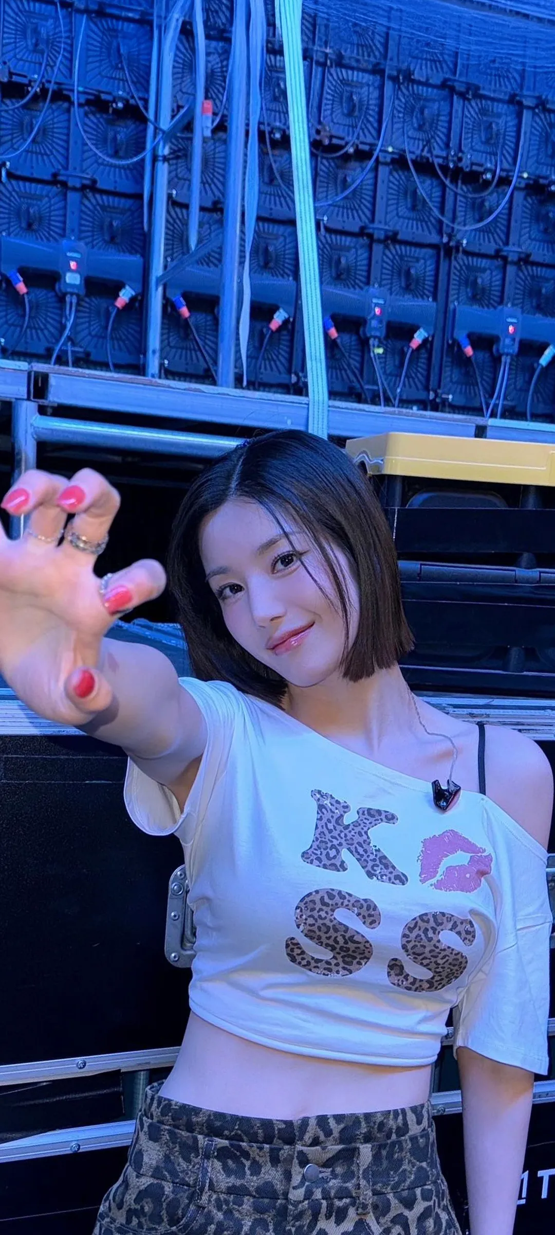 วอลเปเปอร์ หน้าจอล็อก มือถือ Kwon Eun-bi 4K HD ดาวน์โหลด — IZ*ONE
