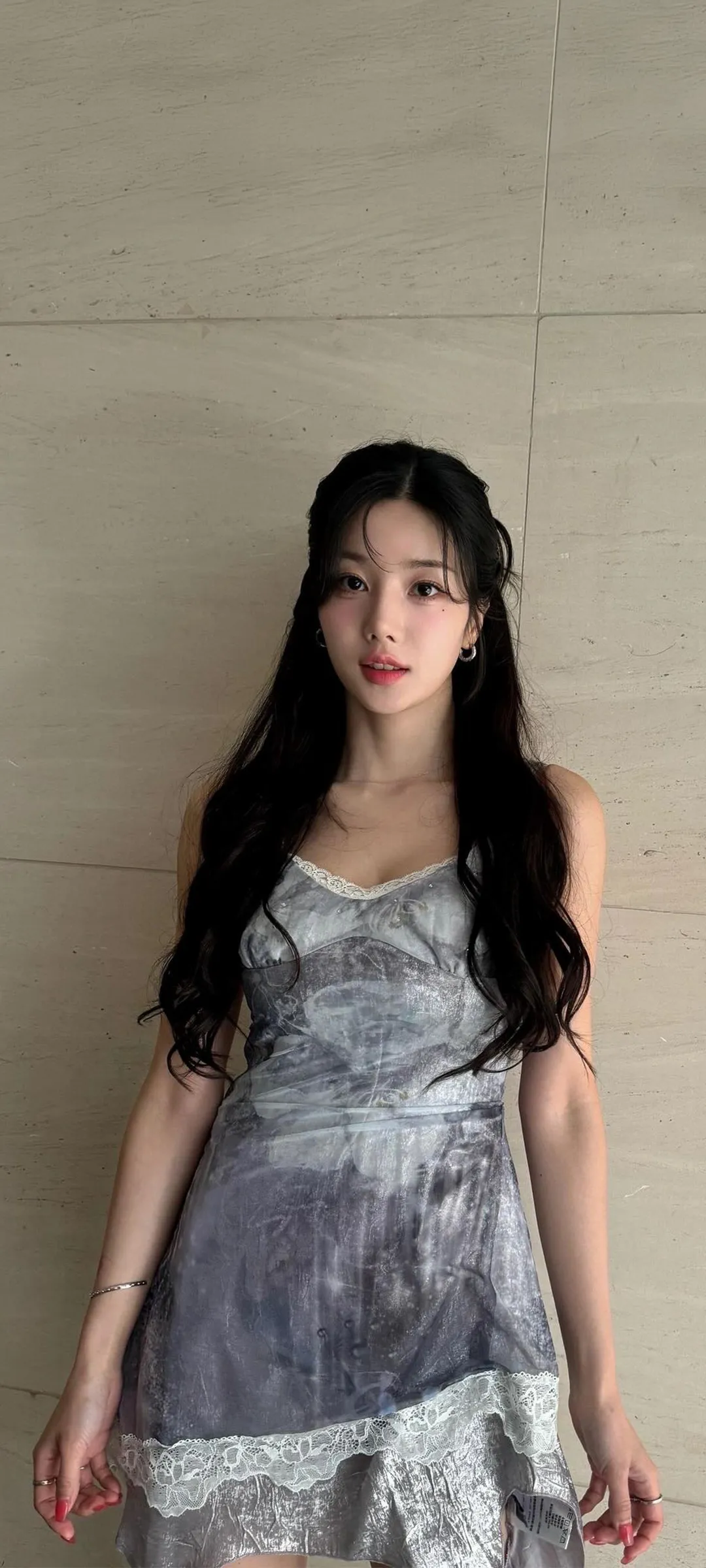 วอลเปเปอร์ หน้าจอล็อก มือถือ Kwon Eun-bi 4K HD ดาวน์โหลด — IZ*ONE
