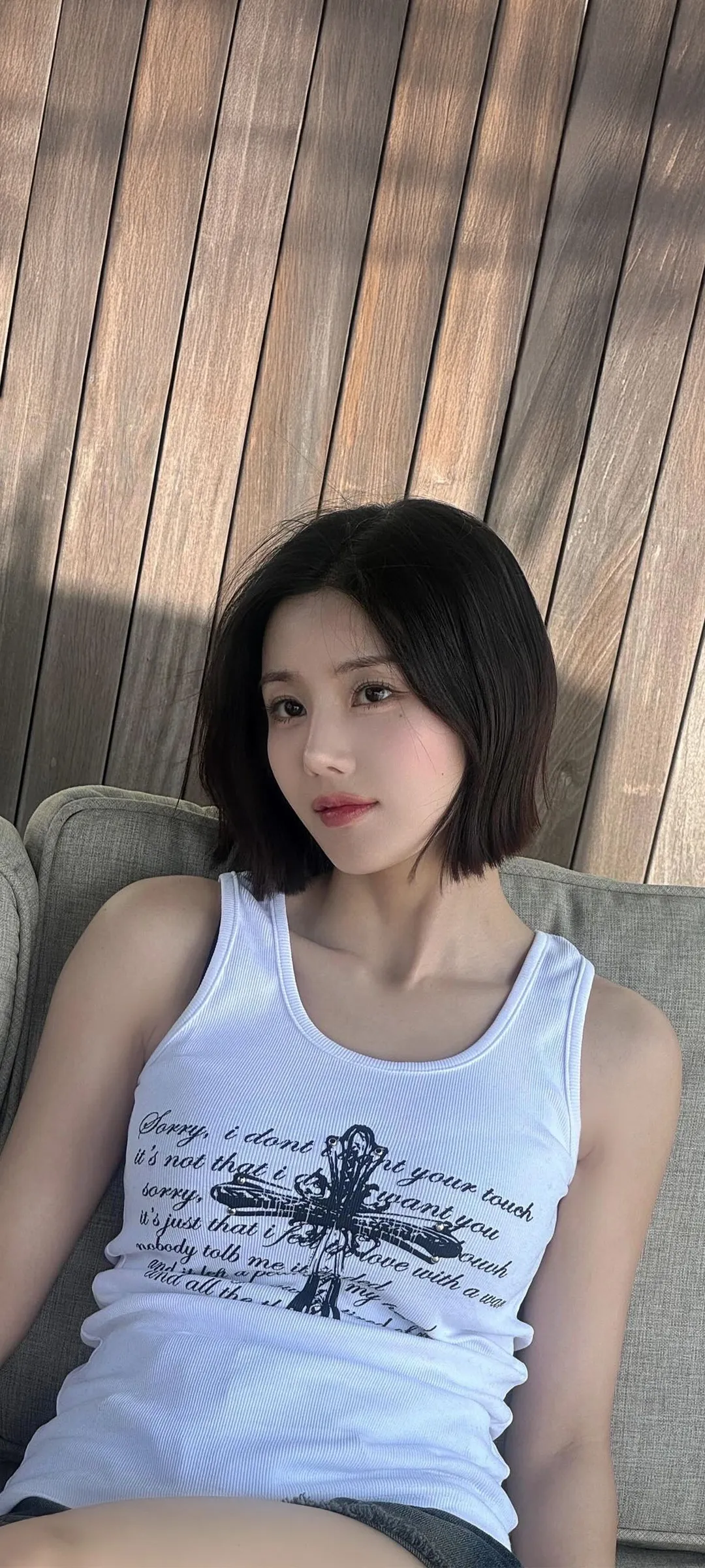 วอลเปเปอร์ หน้าจอล็อก มือถือ Kwon Eun-bi 4K HD ดาวน์โหลด — IZ*ONE