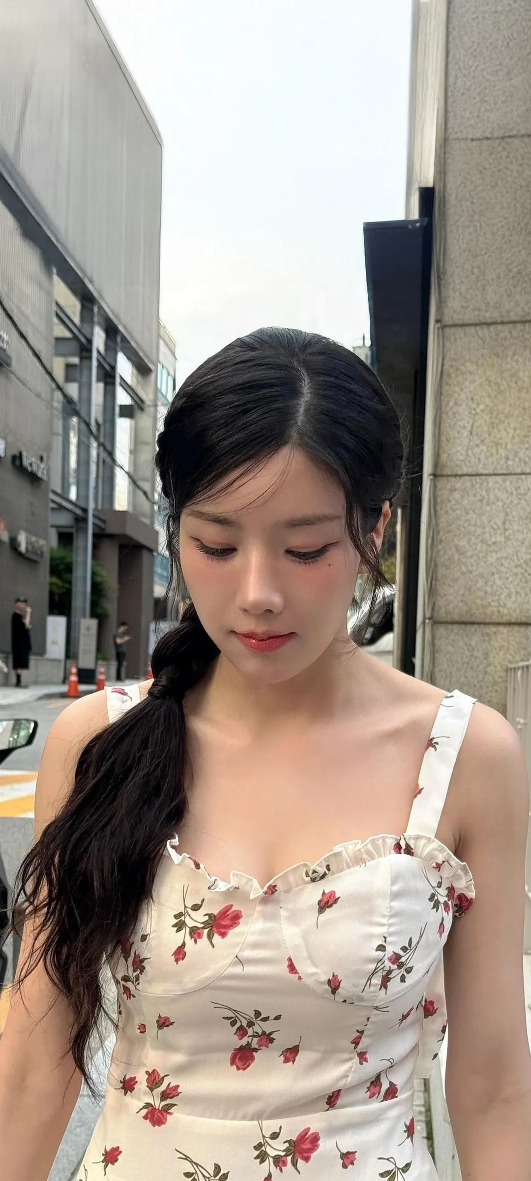 วอลเปเปอร์ หน้าจอล็อก มือถือ Kwon Eun-bi 4K HD ดาวน์โหลด — IZ*ONE