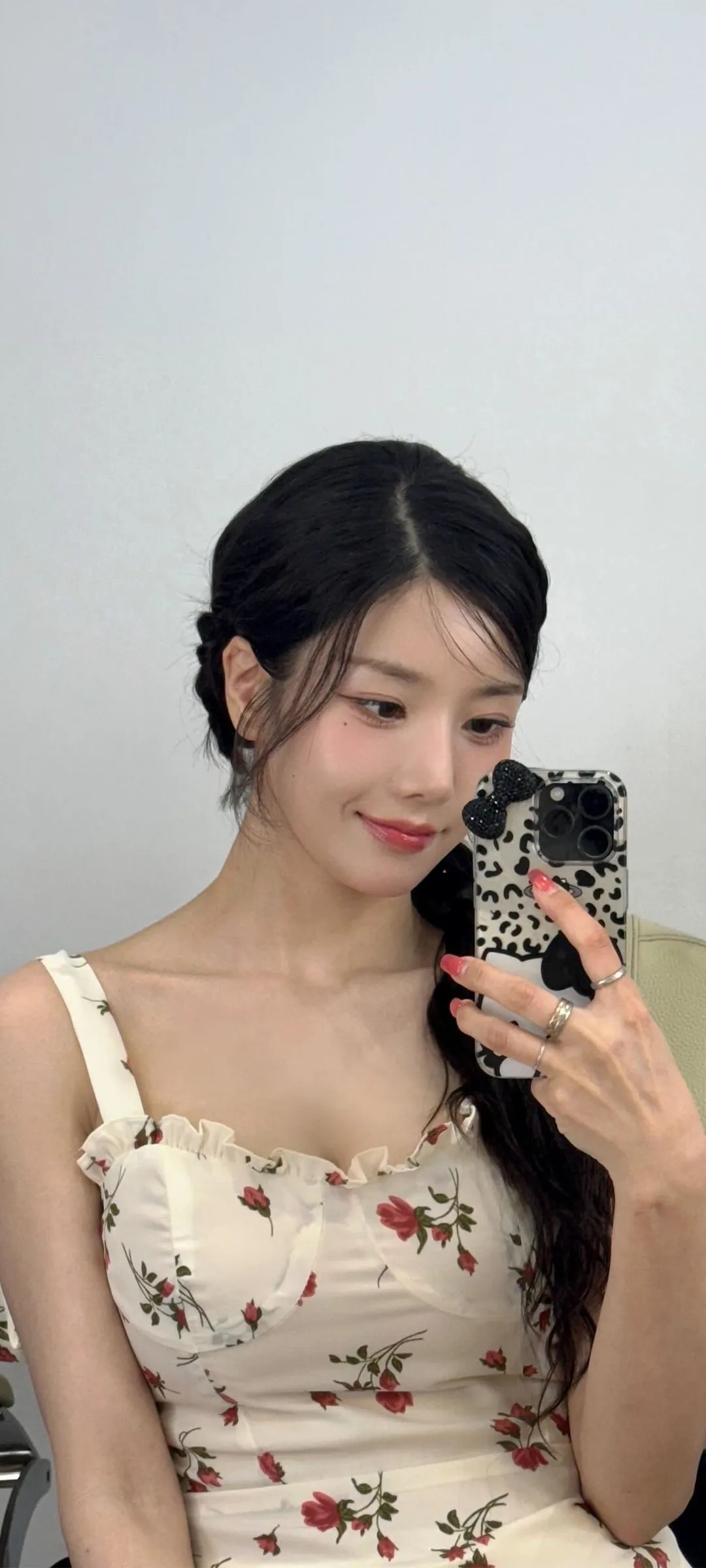 วอลเปเปอร์ หน้าจอล็อก มือถือ Kwon Eun-bi 4K HD ดาวน์โหลด — IZ*ONE