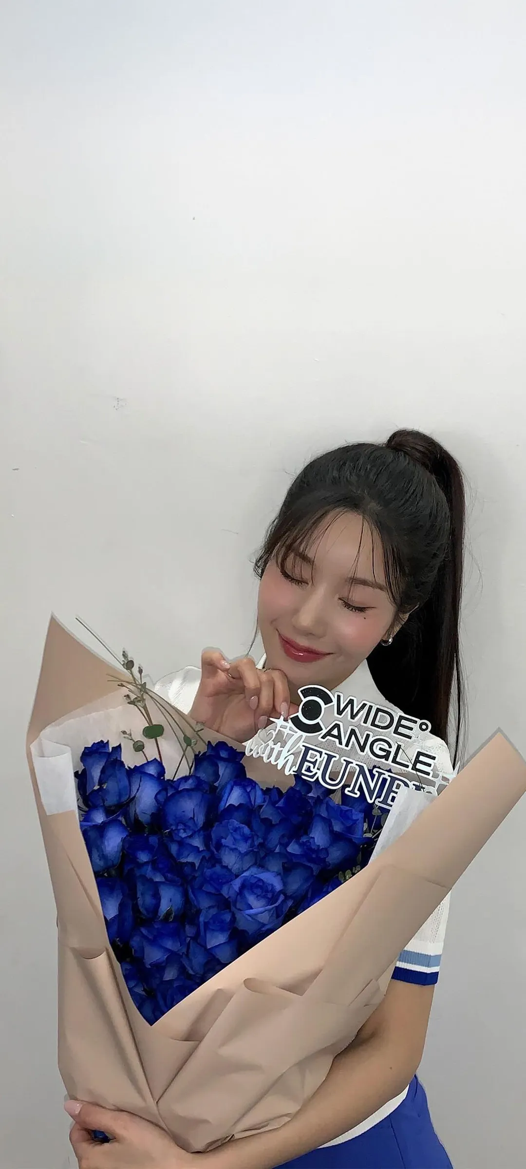 วอลเปเปอร์ หน้าจอล็อก มือถือ Kwon Eun-bi 4K HD ดาวน์โหลด — IZ*ONE