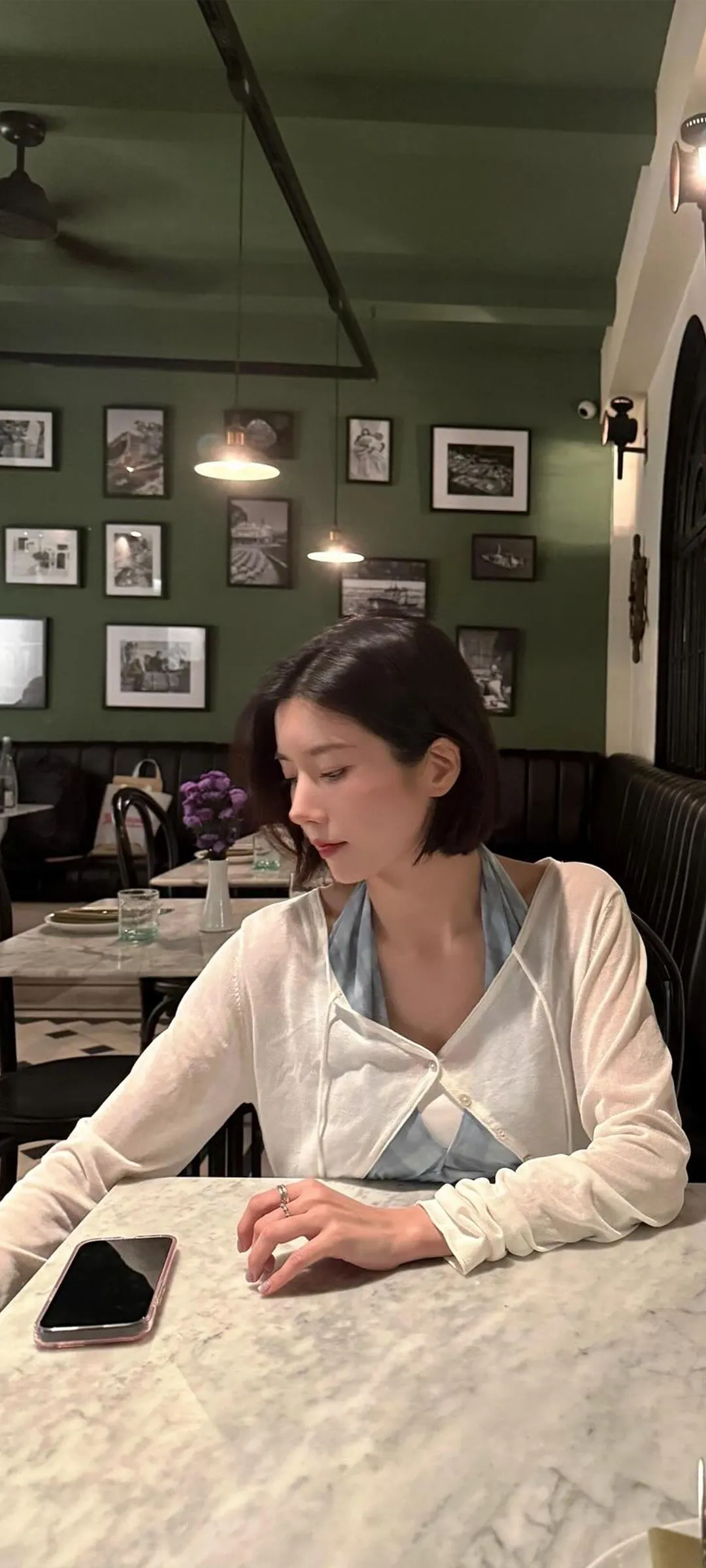 วอลเปเปอร์ หน้าจอล็อก มือถือ Kwon Eun-bi 4K HD ดาวน์โหลด — IZ*ONE
