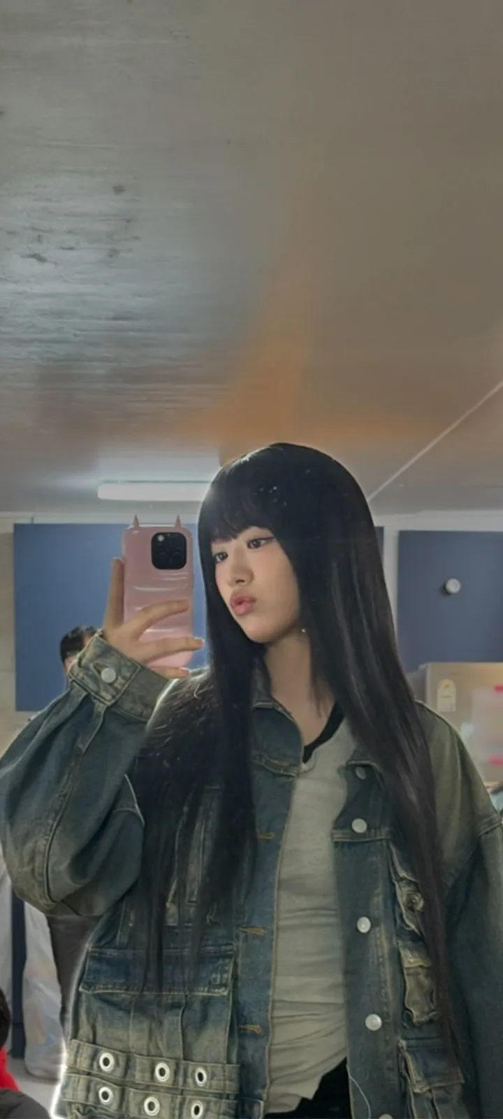 Fond d'écran de verrouillage mobile An Yu-jin 4K HD télécharger — IZ*ONE, IVE