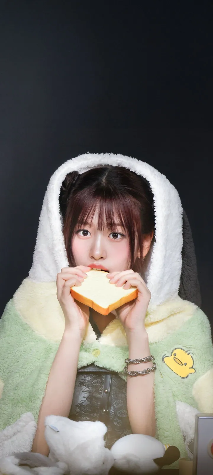 Fond d'écran de verrouillage mobile An Yu-jin 4K HD télécharger — IZ*ONE, IVE
