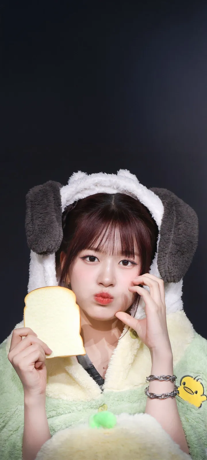 Fond d'écran de verrouillage mobile An Yu-jin 4K HD télécharger — IZ*ONE, IVE