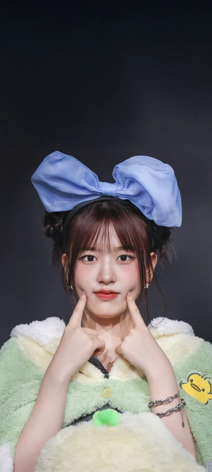 Fond d'écran de verrouillage mobile An Yu-jin 4K HD télécharger — IZ*ONE, IVE