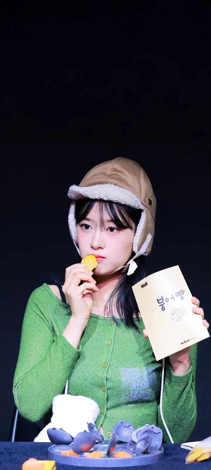 Fond d'écran de verrouillage mobile An Yu-jin 4K HD télécharger — IZ*ONE, IVE