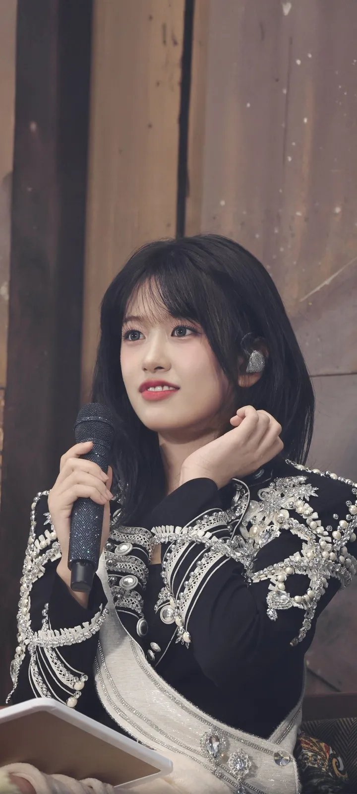 Fond d'écran de verrouillage mobile An Yu-jin 4K HD télécharger — IZ*ONE, IVE
