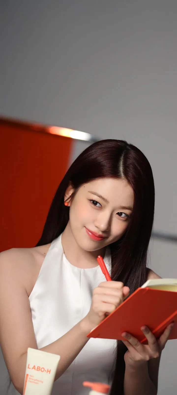 Fond d'écran de verrouillage mobile An Yu-jin 4K HD télécharger — IZ*ONE, IVE