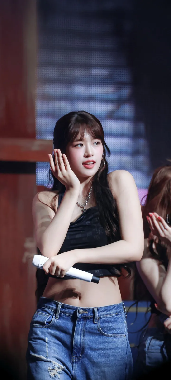 Fond d'écran de verrouillage mobile An Yu-jin 4K HD télécharger — IZ*ONE, IVE
