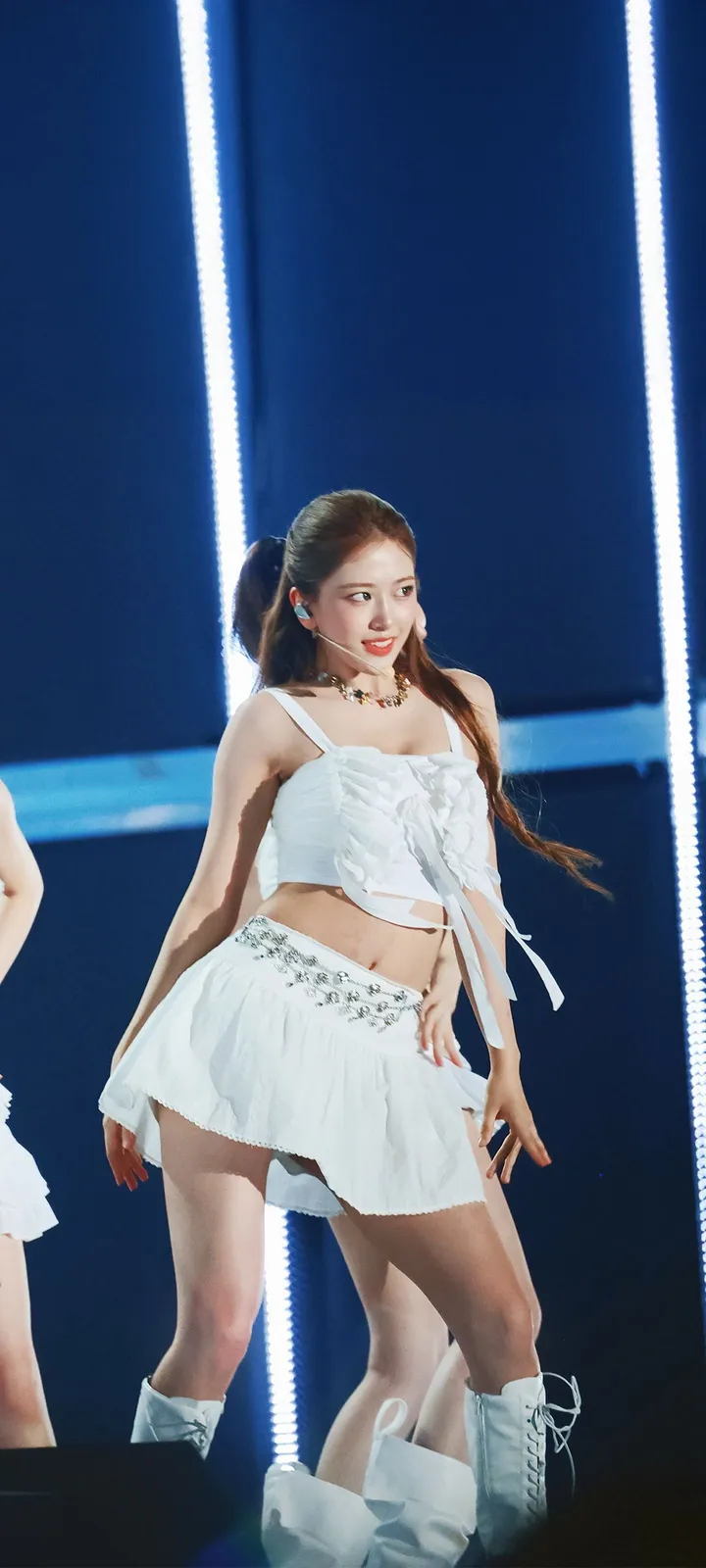 Fond d'écran de verrouillage mobile An Yu-jin 4K HD télécharger — IZ*ONE, IVE