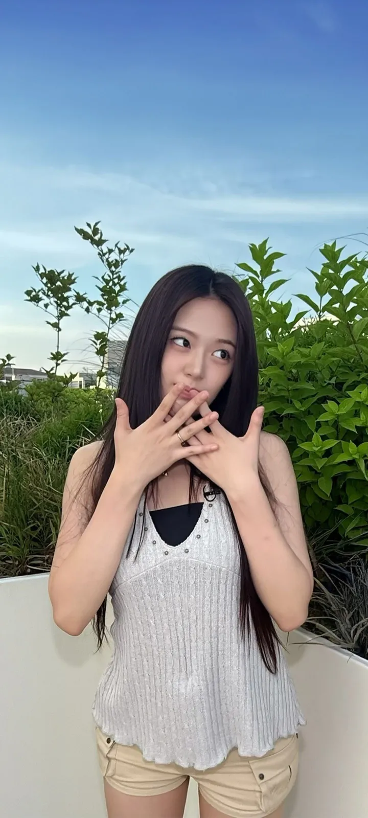 Fond d'écran de verrouillage mobile An Yu-jin 4K HD télécharger — IZ*ONE, IVE
