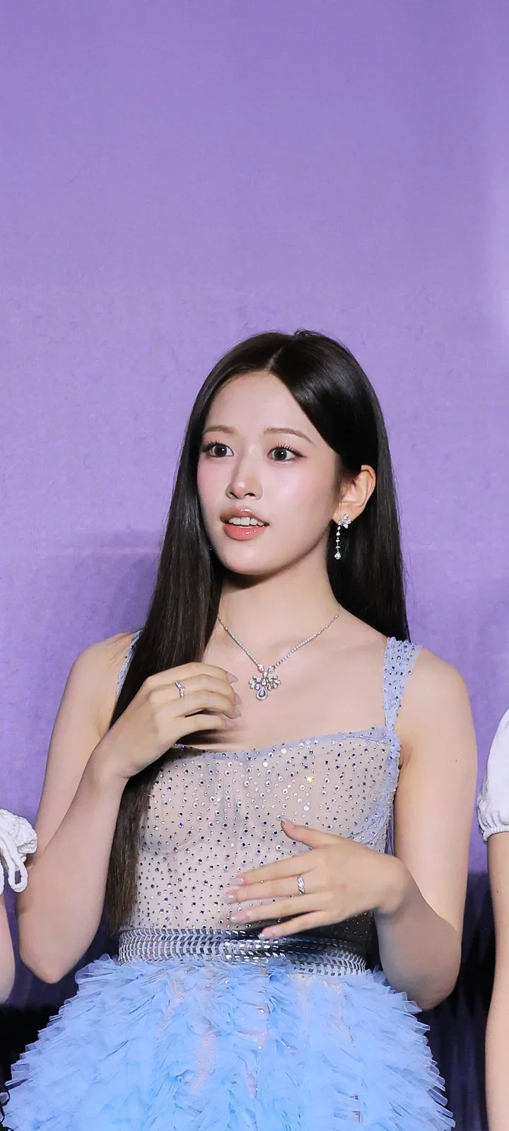 Fond d'écran de verrouillage mobile An Yu-jin 4K HD télécharger — IZ*ONE, IVE