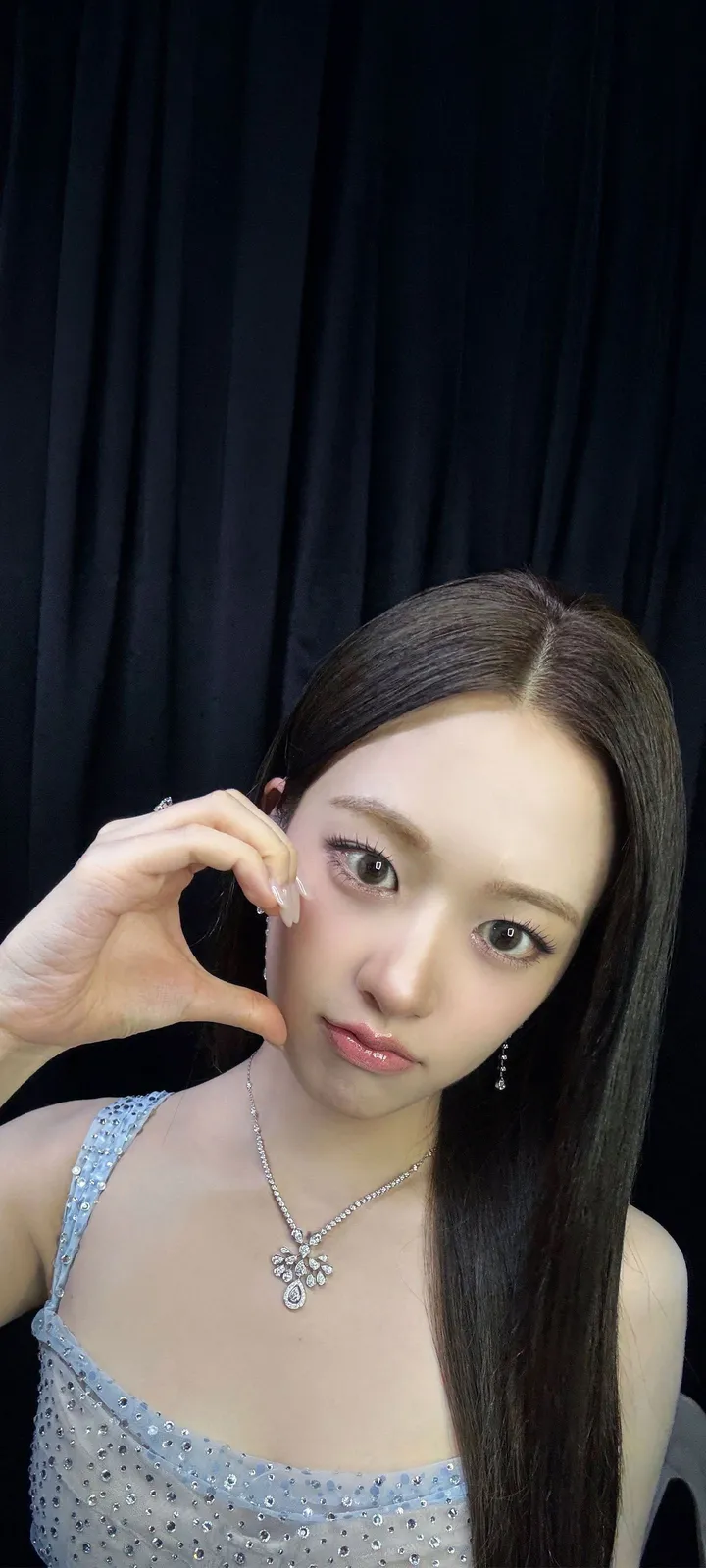 Fond d'écran de verrouillage mobile An Yu-jin 4K HD télécharger — IZ*ONE, IVE