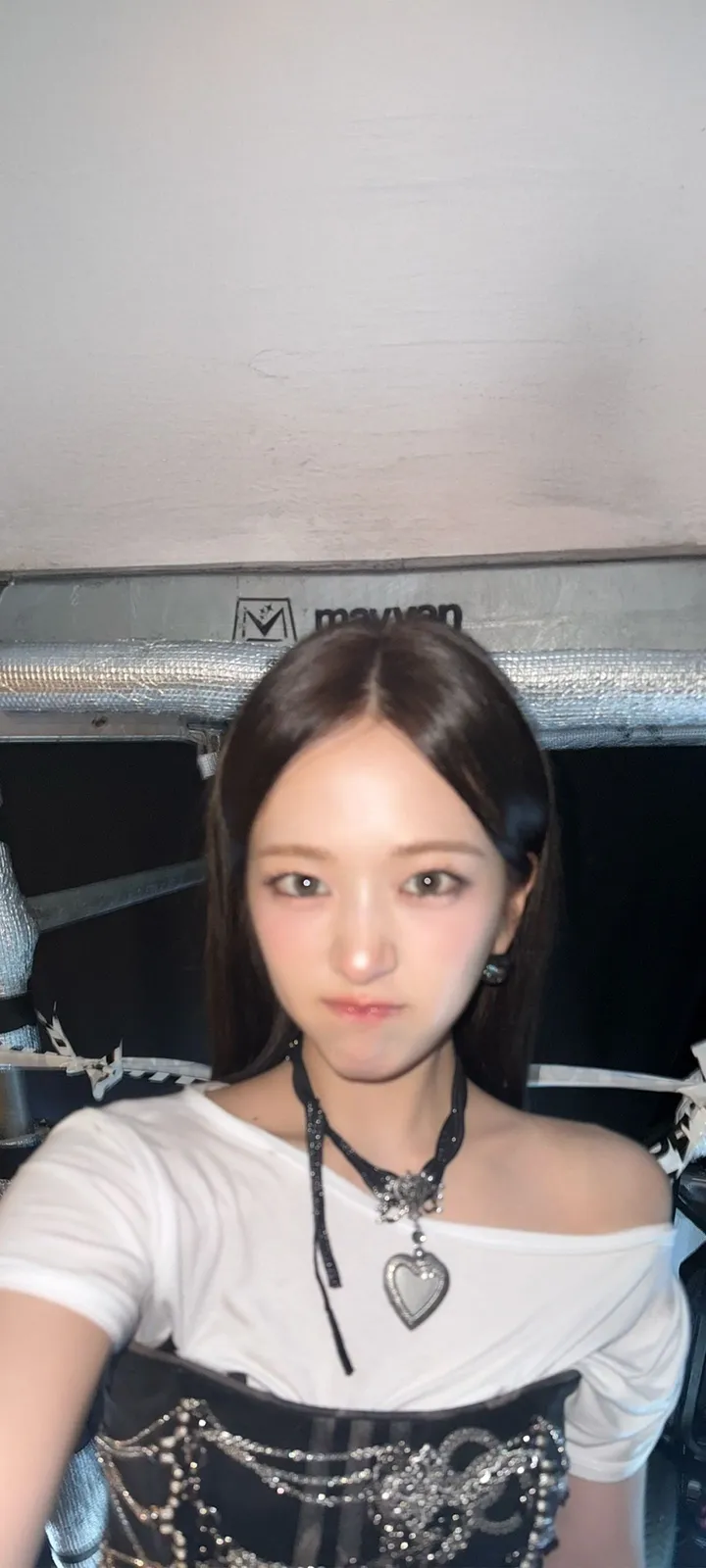 Fond d'écran de verrouillage mobile An Yu-jin 4K HD télécharger — IZ*ONE, IVE