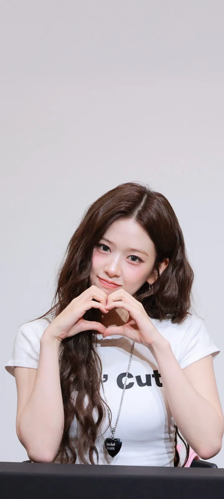 Fond d'écran de verrouillage mobile An Yu-jin 4K HD télécharger — IZ*ONE, IVE