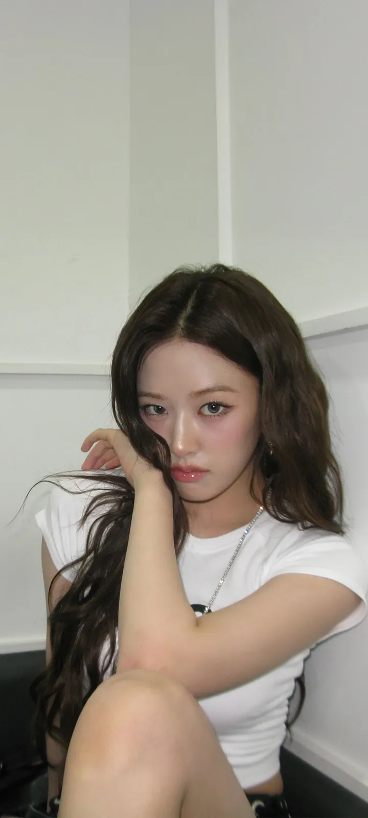 Fond d'écran de verrouillage mobile An Yu-jin 4K HD télécharger — IZ*ONE, IVE