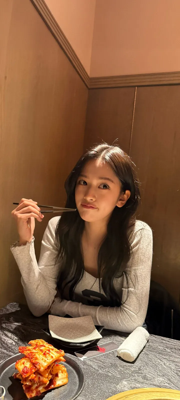 Fond d'écran de verrouillage mobile An Yu-jin 4K HD télécharger — IZ*ONE, IVE