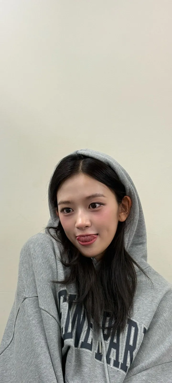 Fond d'écran de verrouillage mobile An Yu-jin 4K HD télécharger — IZ*ONE, IVE