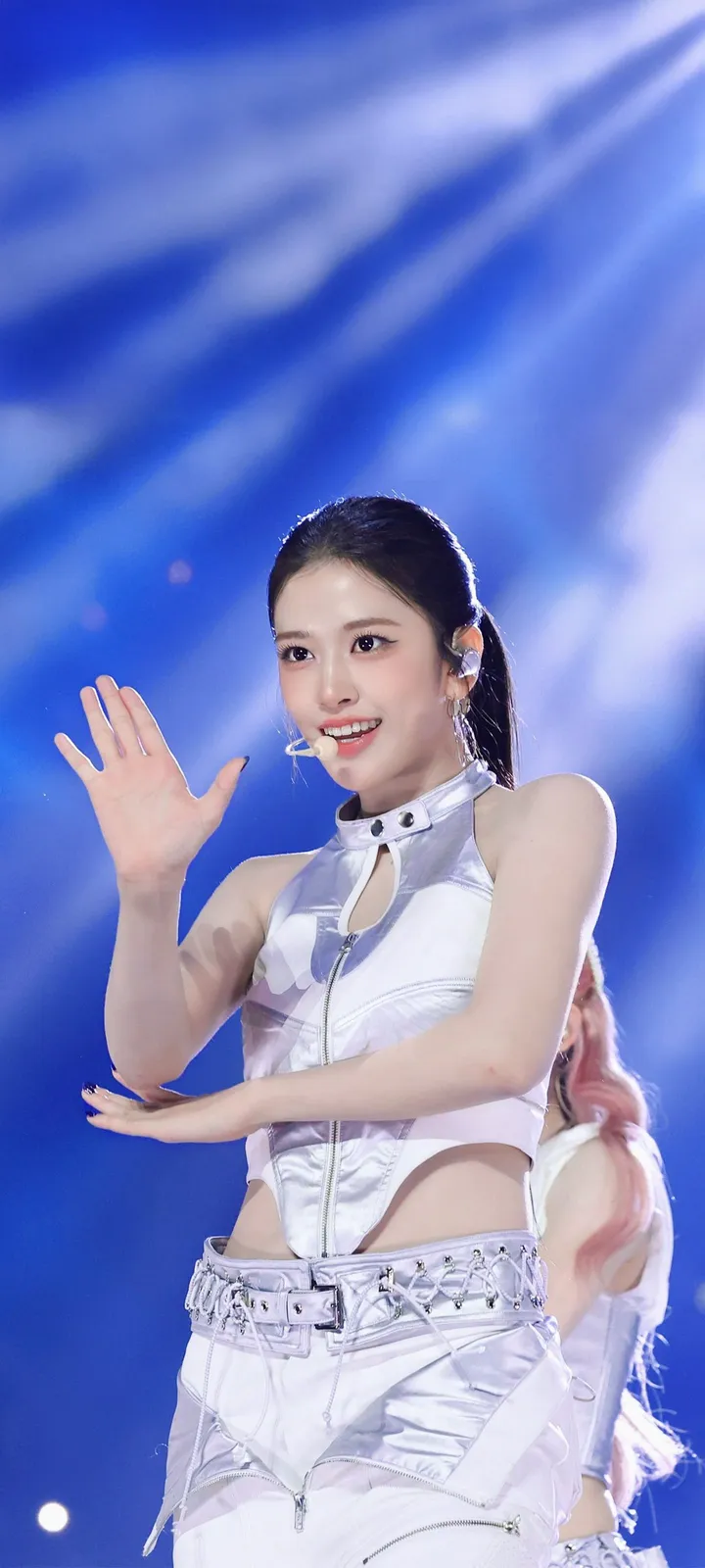 Fond d'écran de verrouillage mobile An Yu-jin 4K HD télécharger — IZ*ONE, IVE