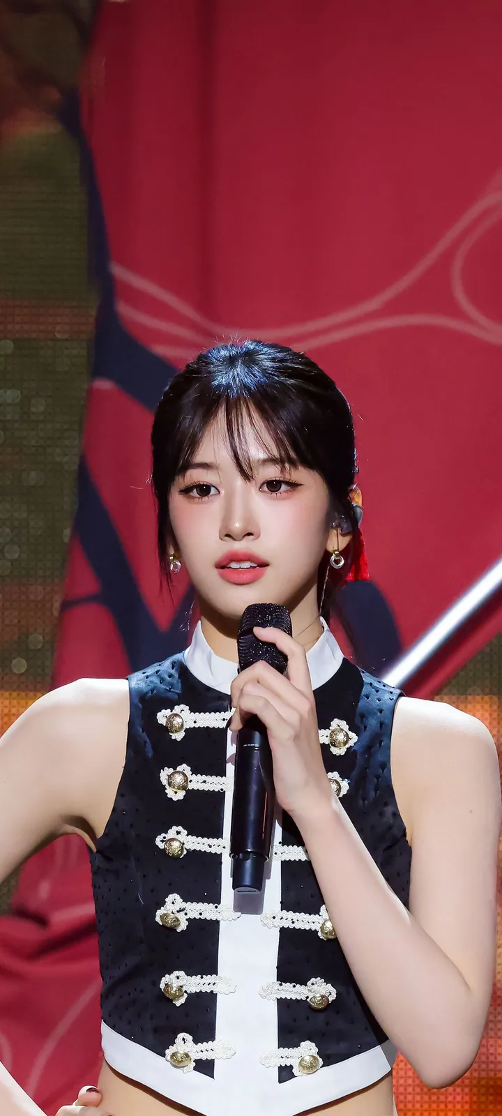 Fond d'écran de verrouillage mobile An Yu-jin 4K HD télécharger — IZ*ONE, IVE