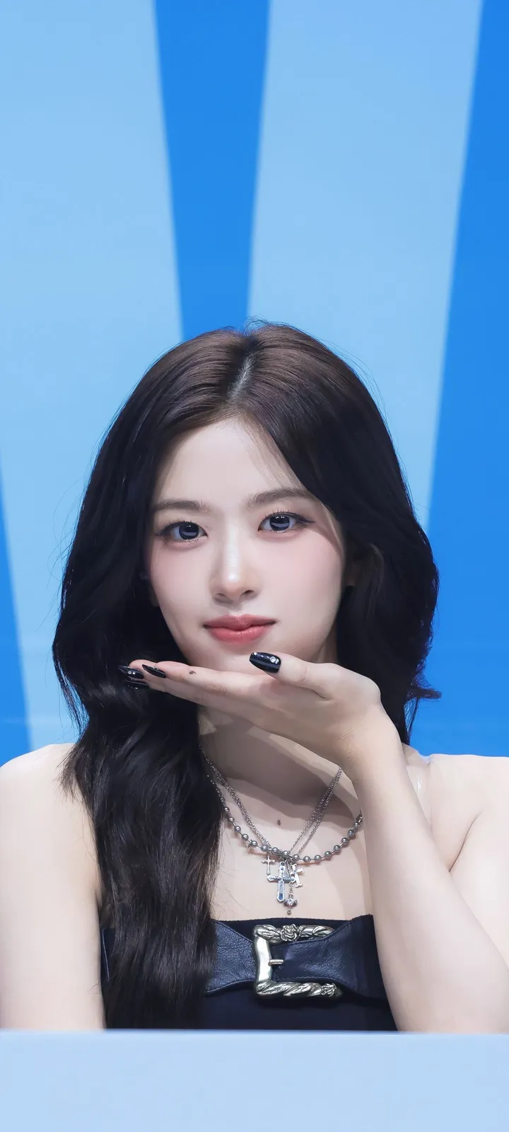 Fond d'écran de verrouillage mobile An Yu-jin 4K HD télécharger — IZ*ONE, IVE