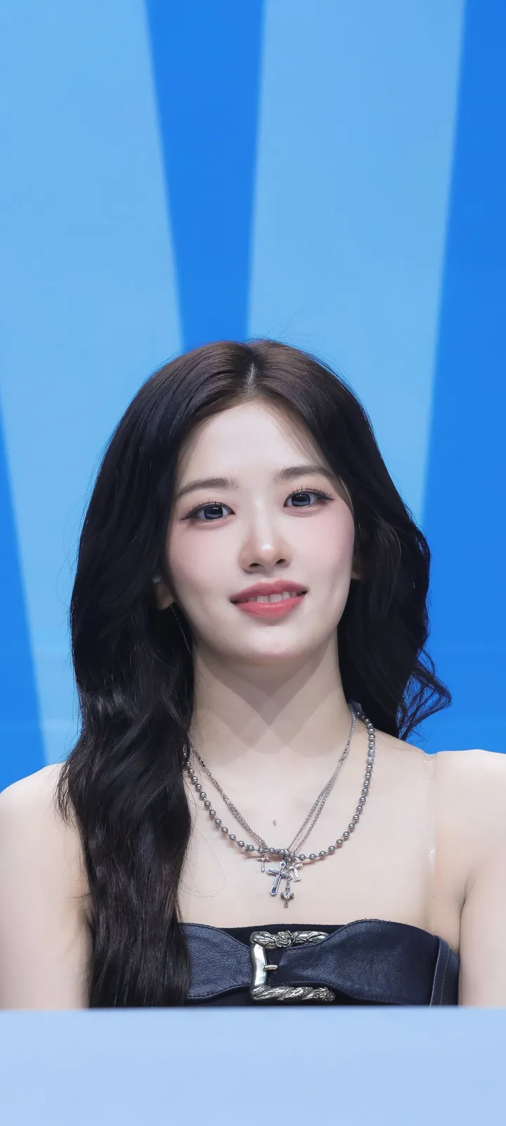 Fond d'écran de verrouillage mobile An Yu-jin 4K HD télécharger — IZ*ONE, IVE