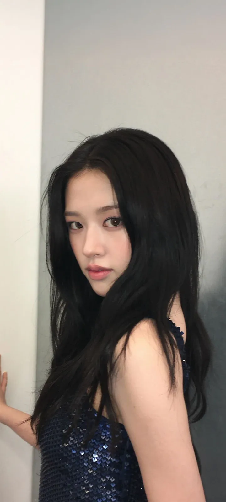 Fond d'écran de verrouillage mobile An Yu-jin 4K HD télécharger — IZ*ONE, IVE