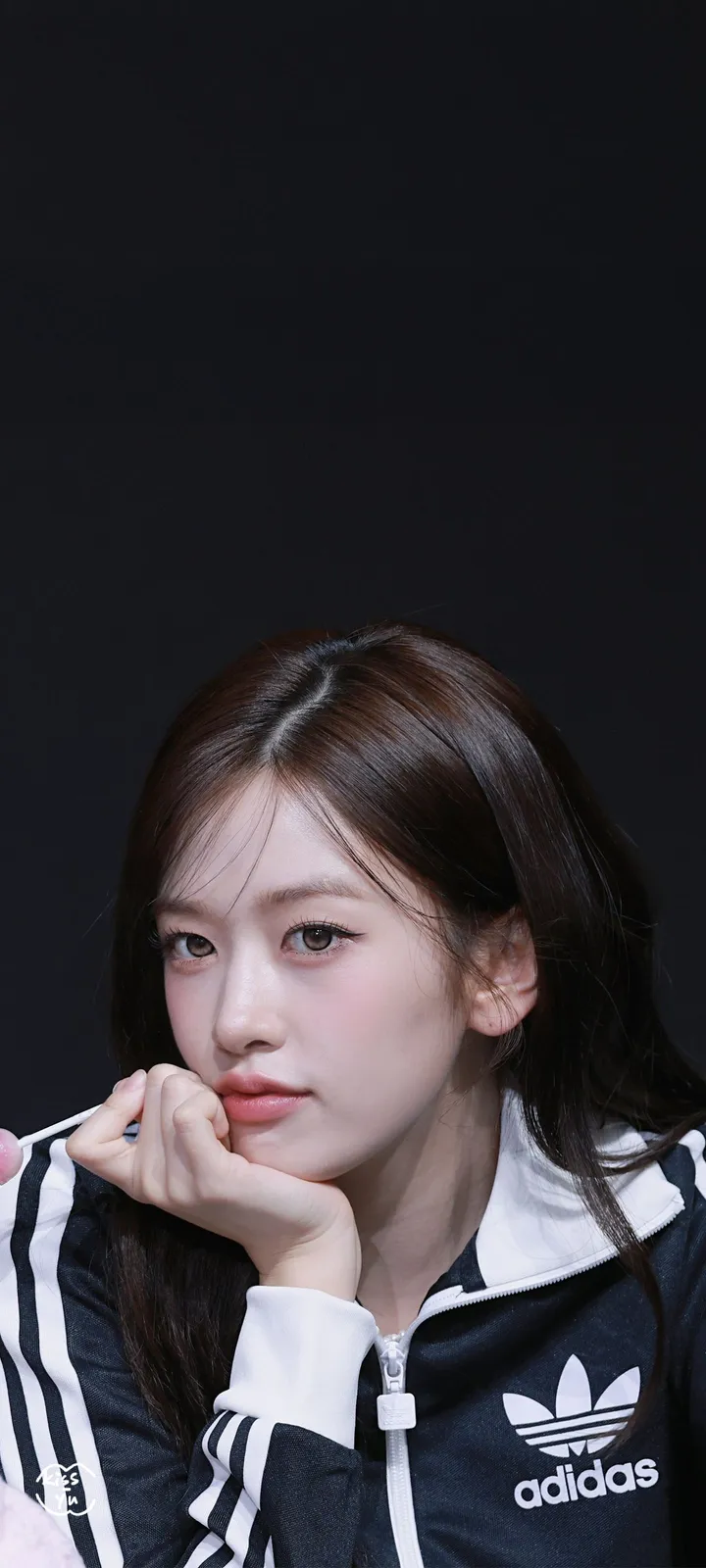 Fond d'écran de verrouillage mobile An Yu-jin 4K HD télécharger — IZ*ONE, IVE