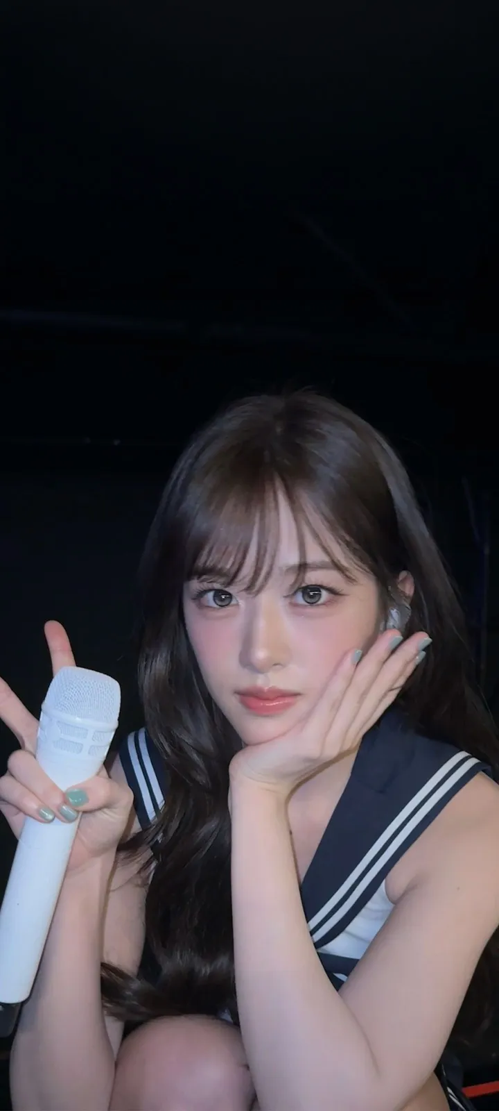 Fond d'écran de verrouillage mobile An Yu-jin 4K HD télécharger — IZ*ONE, IVE