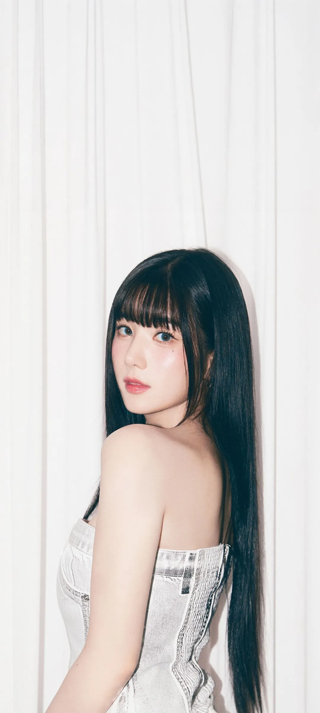 วอลเปเปอร์ หน้าจอล็อก มือถือ Kwon Eun-bi 4K HD ดาวน์โหลด — IZ*ONE