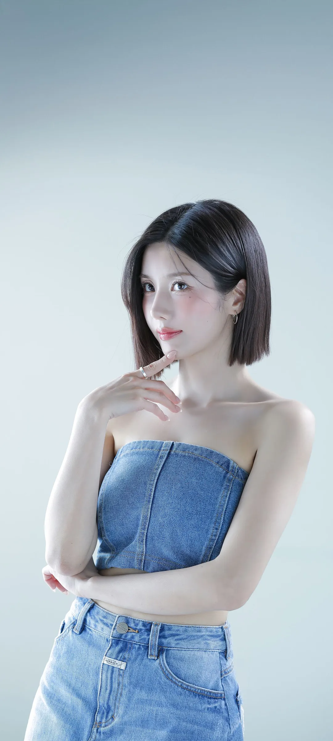 วอลเปเปอร์ หน้าจอล็อก มือถือ Kwon Eun-bi 4K HD ดาวน์โหลด — IZ*ONE