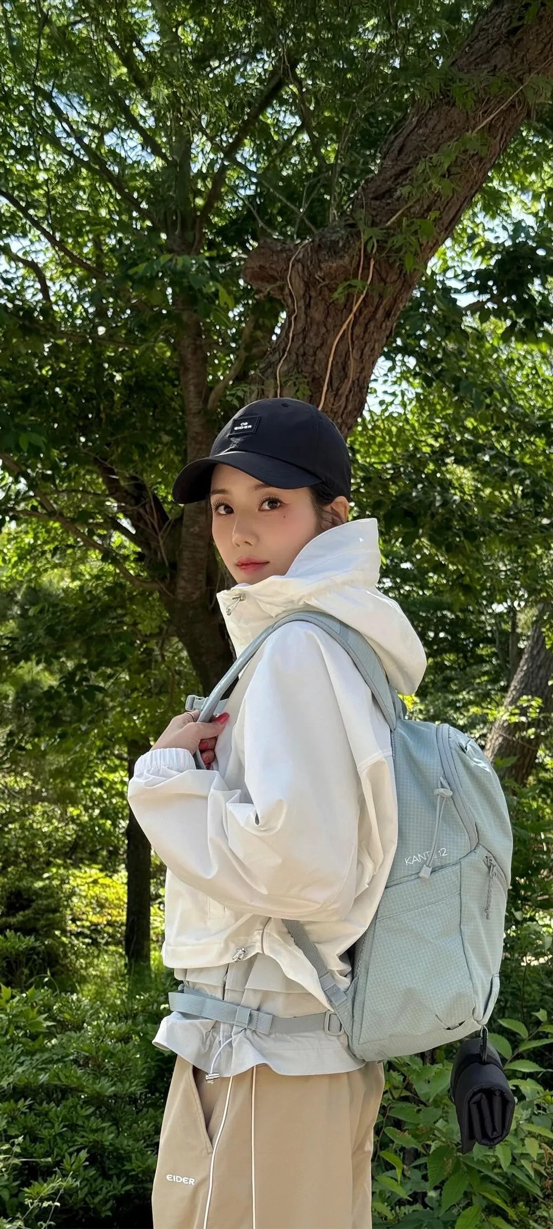 วอลเปเปอร์ หน้าจอล็อก มือถือ Kwon Eun-bi 4K HD ดาวน์โหลด — IZ*ONE