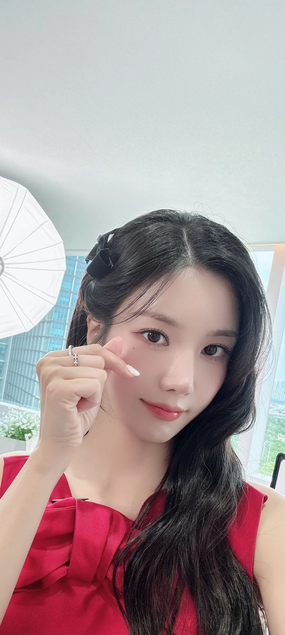 วอลเปเปอร์ หน้าจอล็อก มือถือ Kwon Eun-bi 4K HD ดาวน์โหลด — IZ*ONE