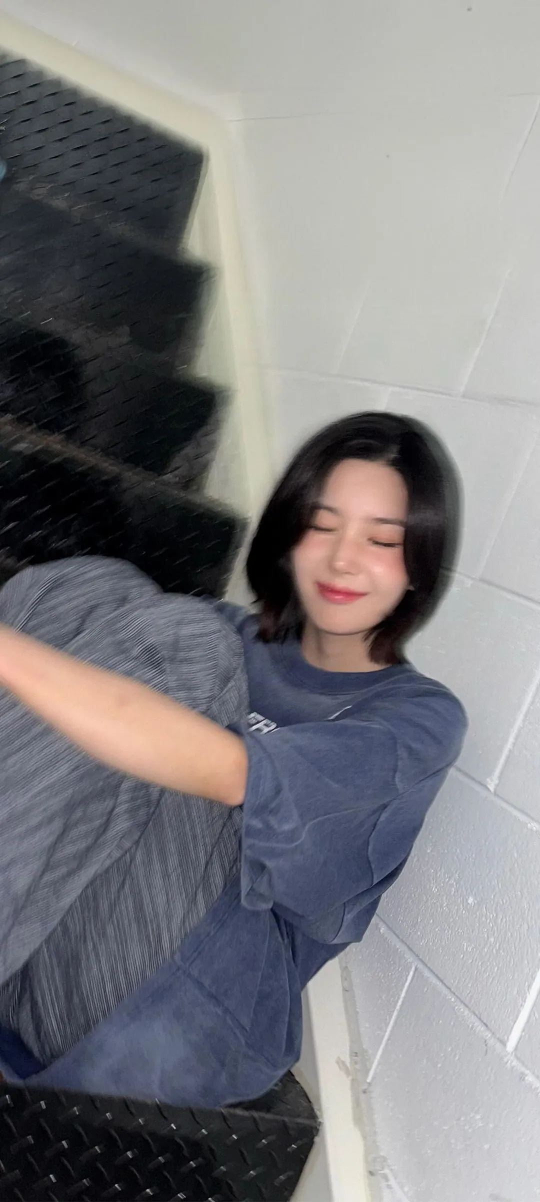 วอลเปเปอร์ หน้าจอล็อก มือถือ Kwon Eun-bi 4K HD ดาวน์โหลด — IZ*ONE