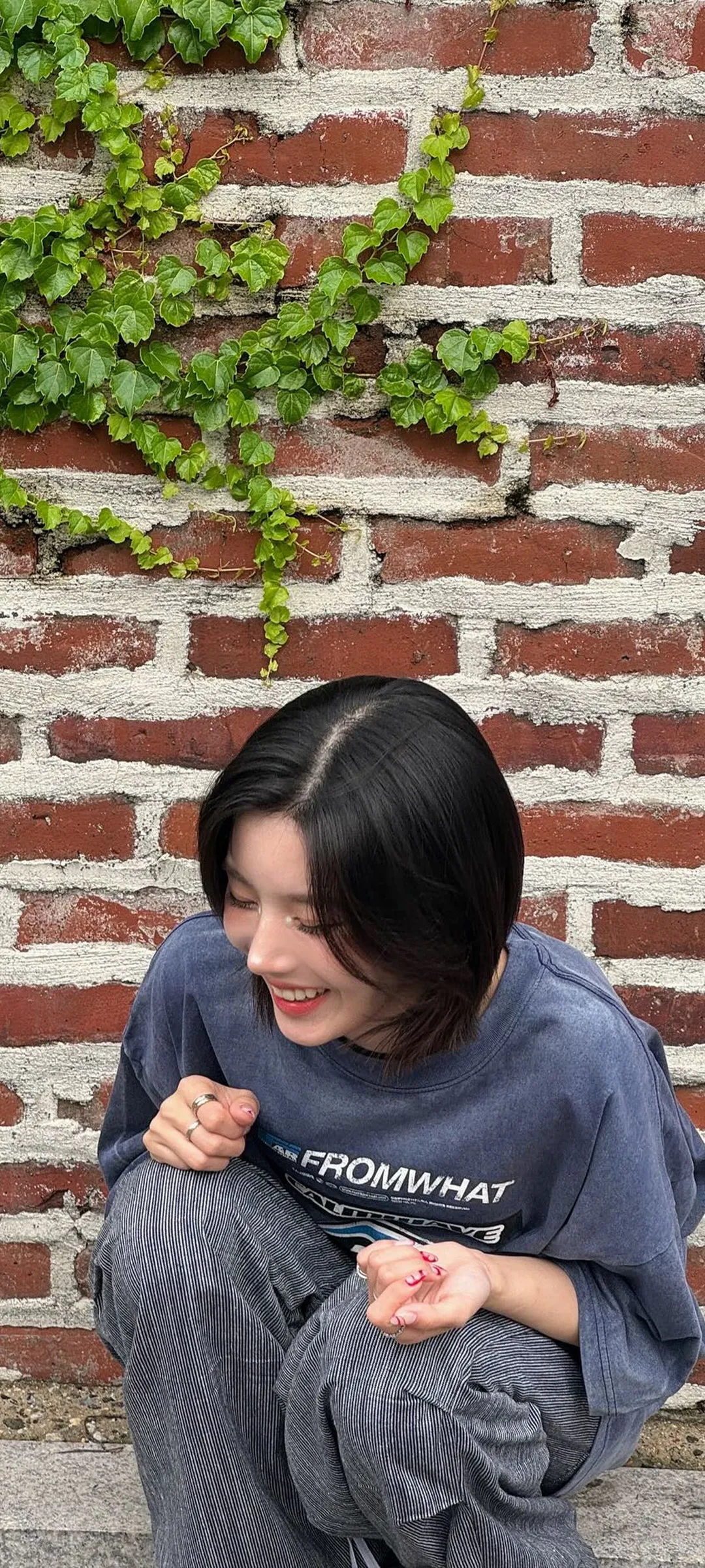 Kwon Eun-bi kilit ekranı telefon duvar kağıdı 4K HD i̇ndir — IZ*ONE