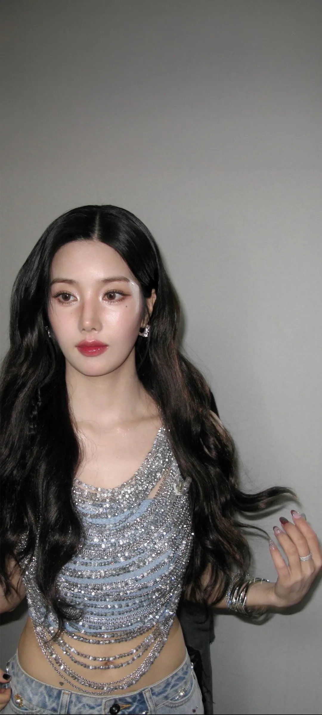 วอลเปเปอร์ หน้าจอล็อก มือถือ Kwon Eun-bi 4K HD ดาวน์โหลด — IZ*ONE