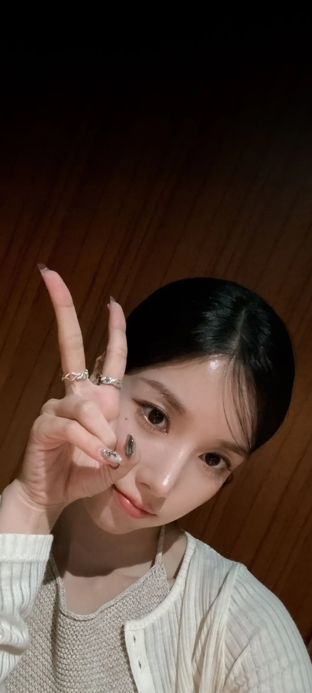 วอลเปเปอร์ หน้าจอล็อก มือถือ Kwon Eun-bi 4K HD ดาวน์โหลด — IZ*ONE