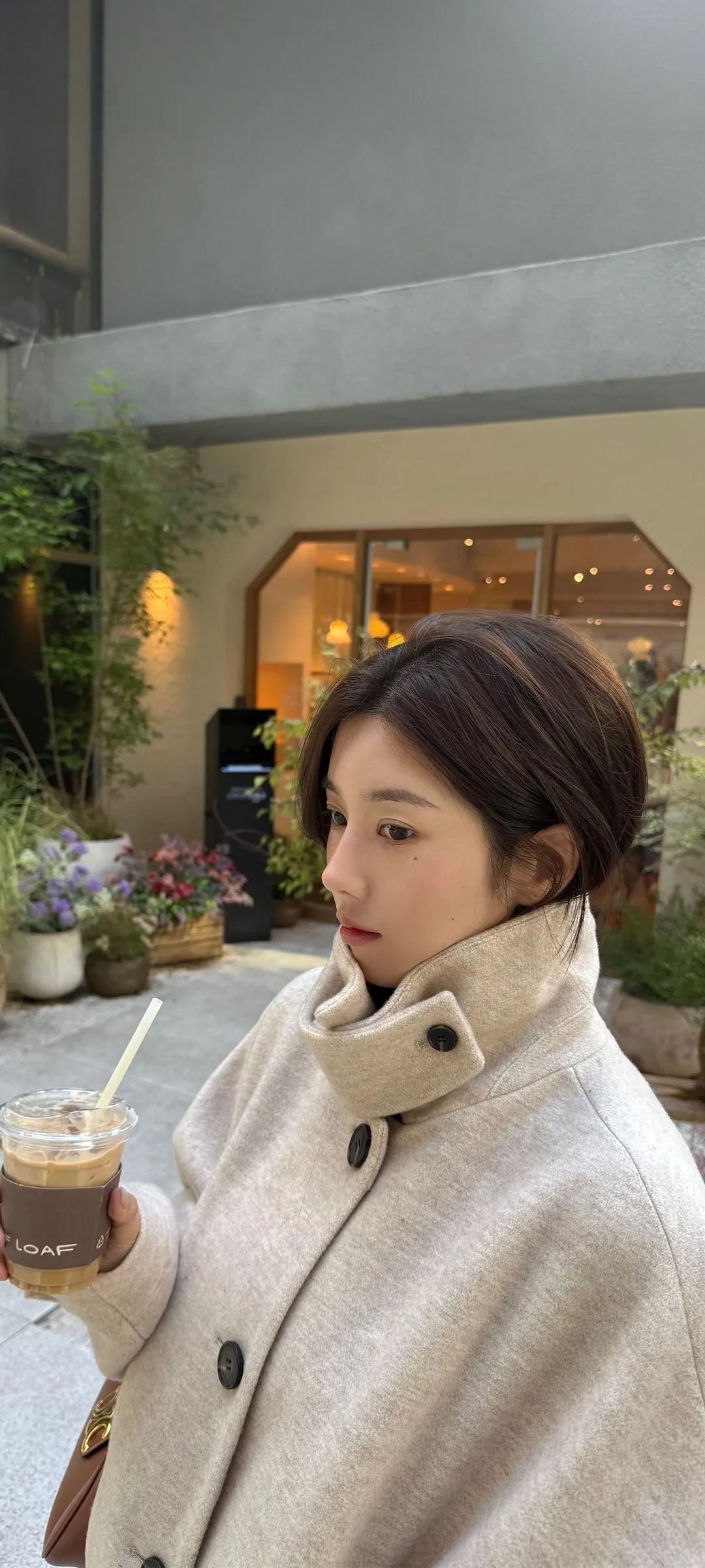 วอลเปเปอร์ หน้าจอล็อก มือถือ Kwon Eun-bi 4K HD ดาวน์โหลด — IZ*ONE