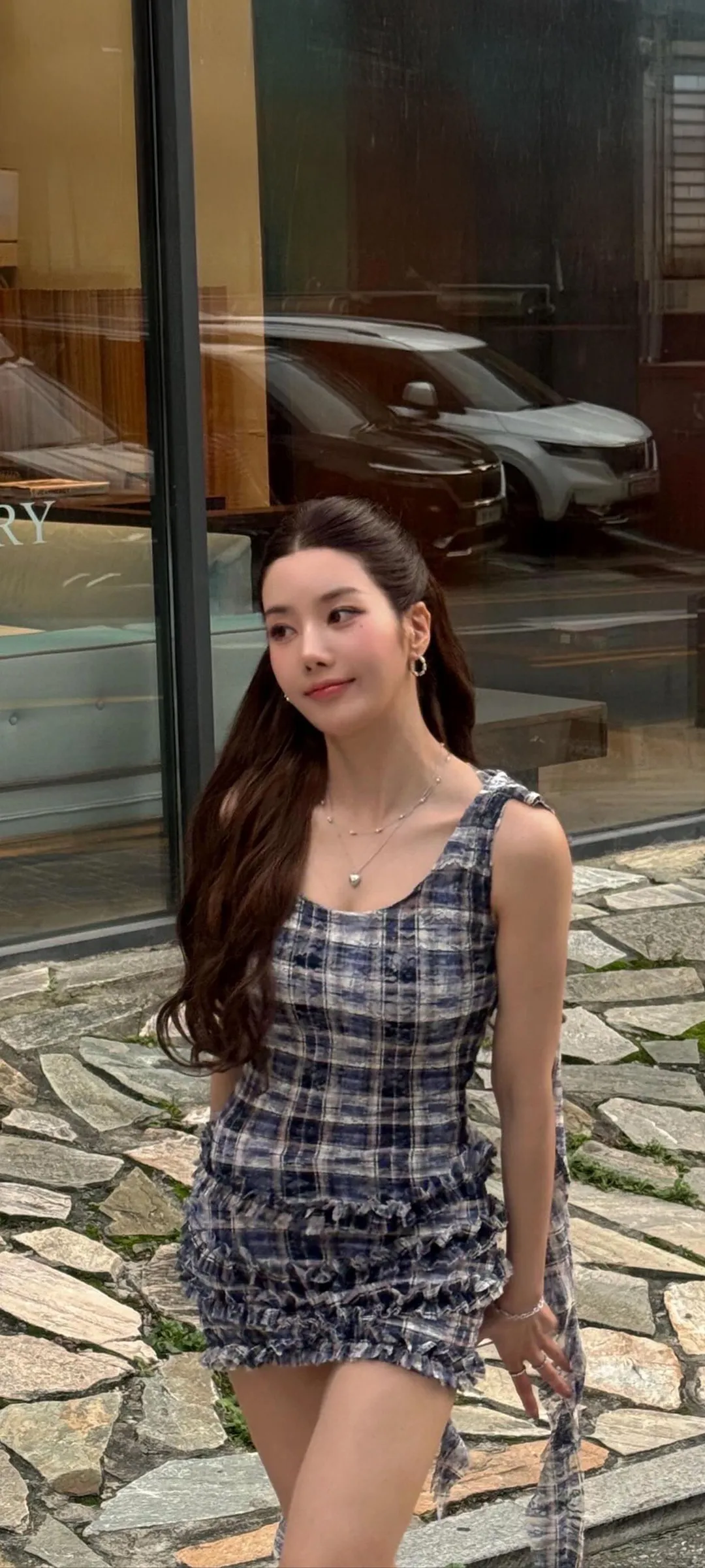 วอลเปเปอร์ หน้าจอล็อก มือถือ Kwon Eun-bi 4K HD ดาวน์โหลด — IZ*ONE