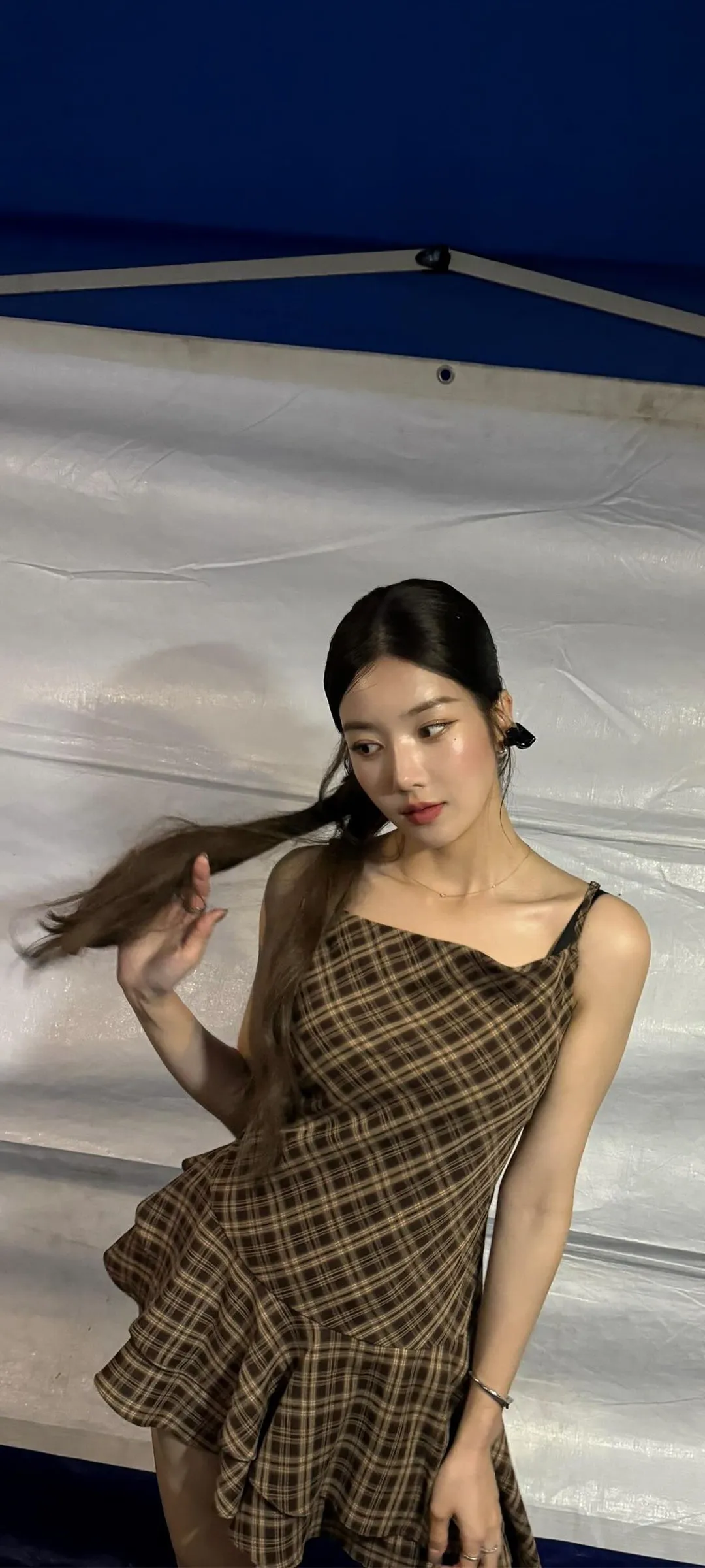 วอลเปเปอร์ หน้าจอล็อก มือถือ Kwon Eun-bi 4K HD ดาวน์โหลด — IZ*ONE