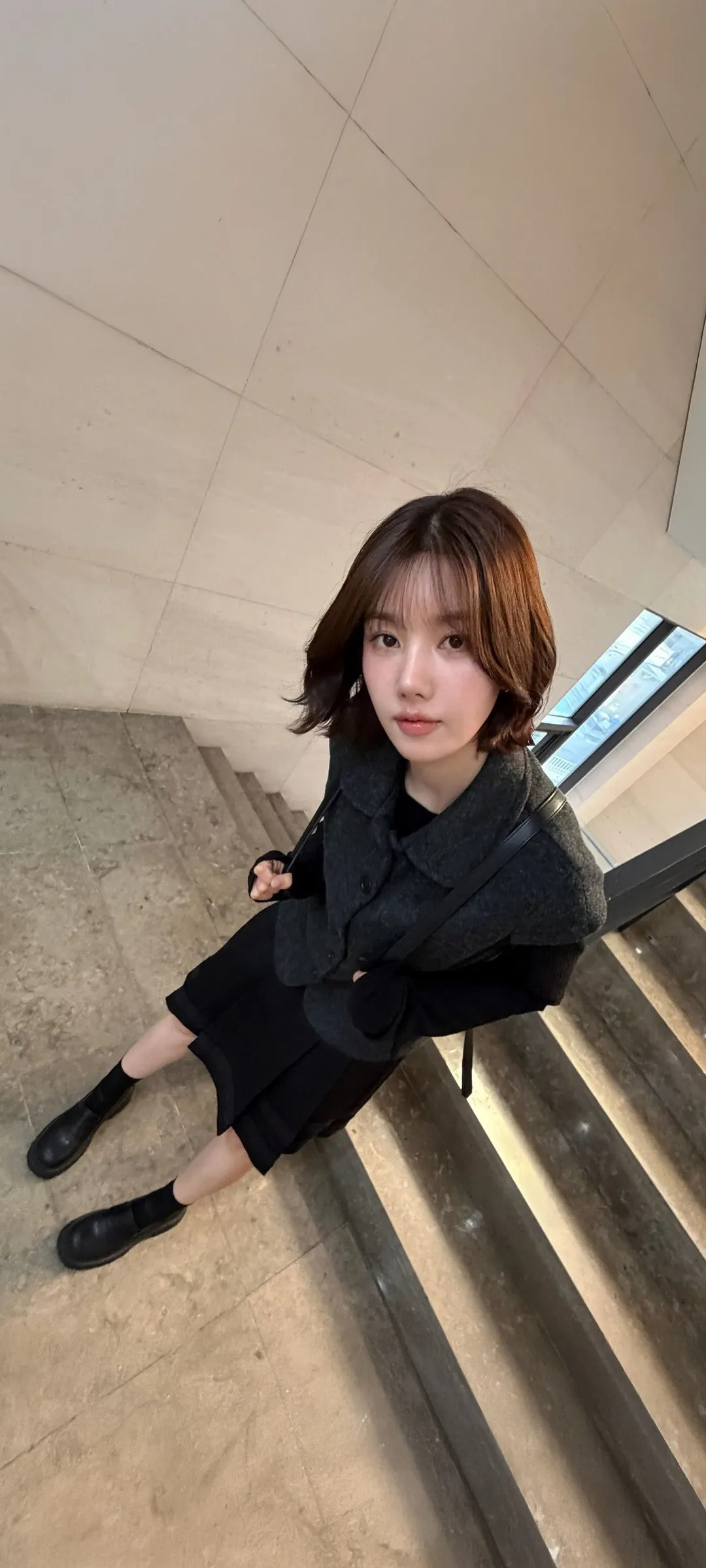 วอลเปเปอร์ หน้าจอล็อก มือถือ Kwon Eun-bi 4K HD ดาวน์โหลด — IZ*ONE