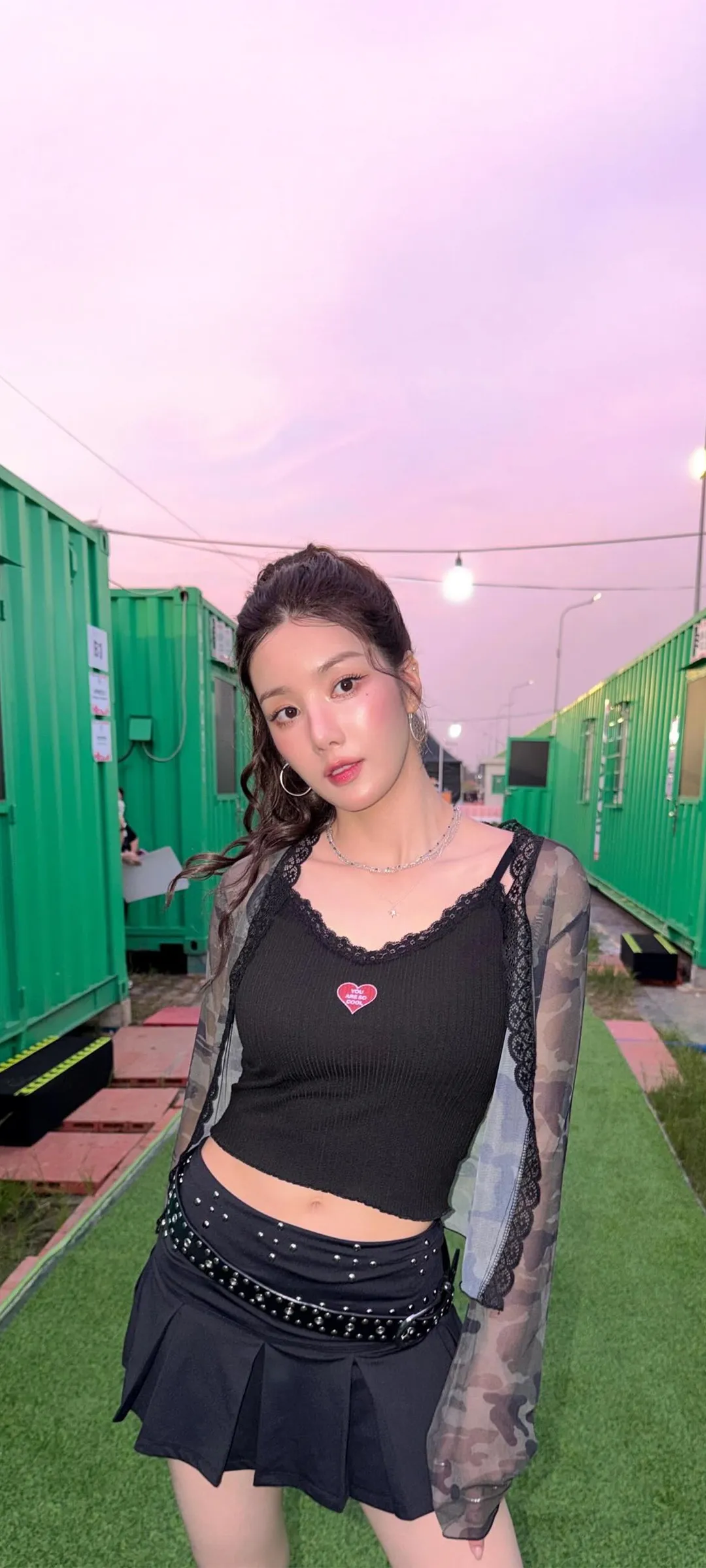 วอลเปเปอร์ หน้าจอล็อก มือถือ Kwon Eun-bi 4K HD ดาวน์โหลด — IZ*ONE