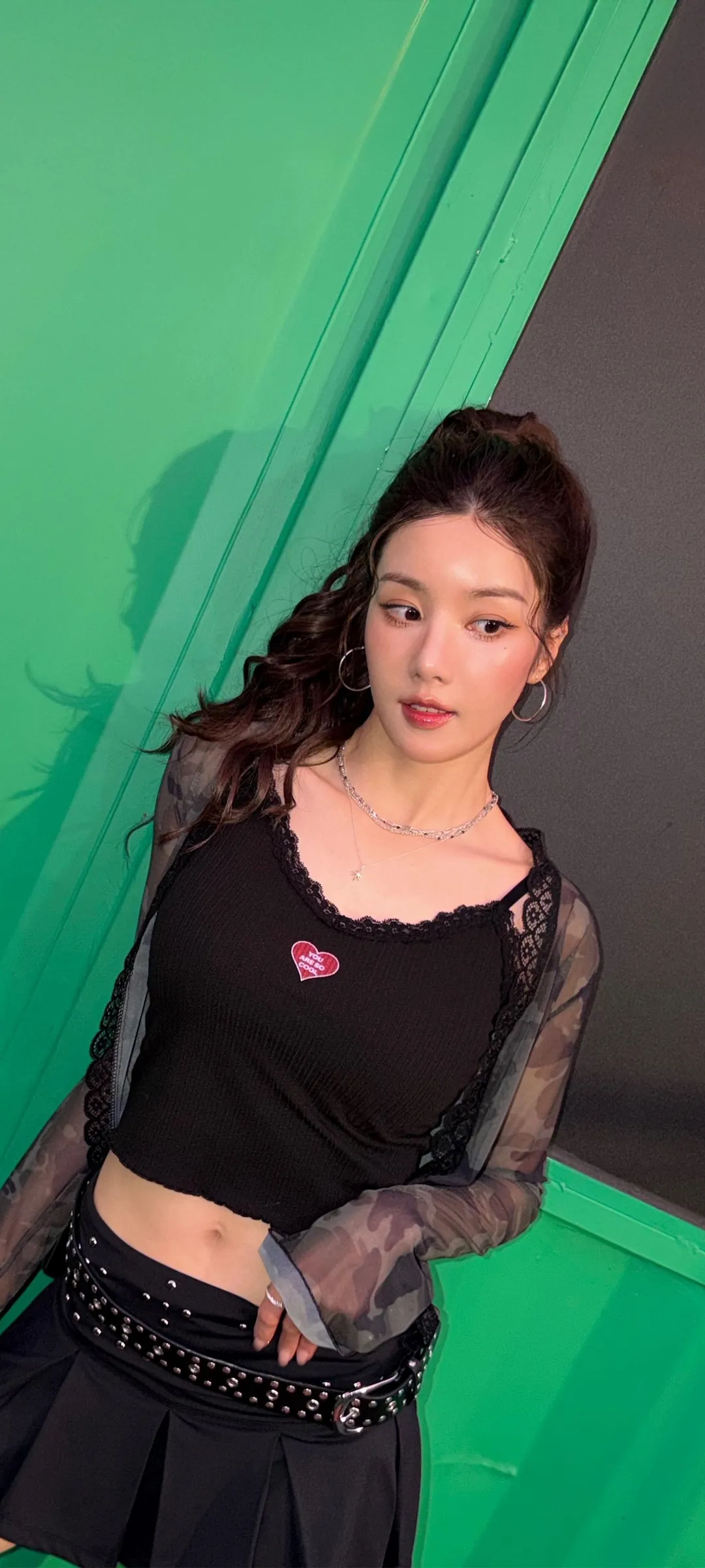 วอลเปเปอร์ หน้าจอล็อก มือถือ Kwon Eun-bi 4K HD ดาวน์โหลด — IZ*ONE
