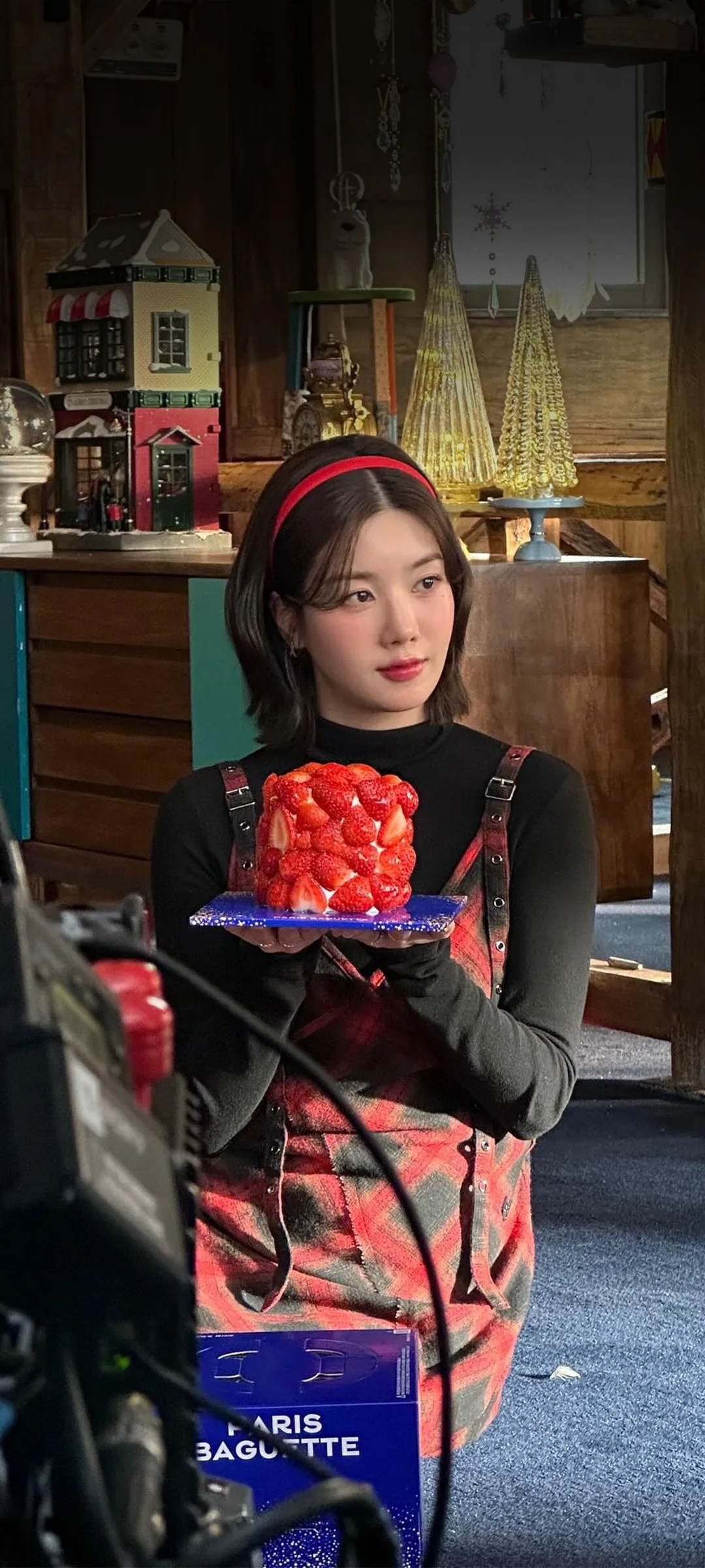วอลเปเปอร์ หน้าจอล็อก มือถือ Kwon Eun-bi 4K HD ดาวน์โหลด — IZ*ONE