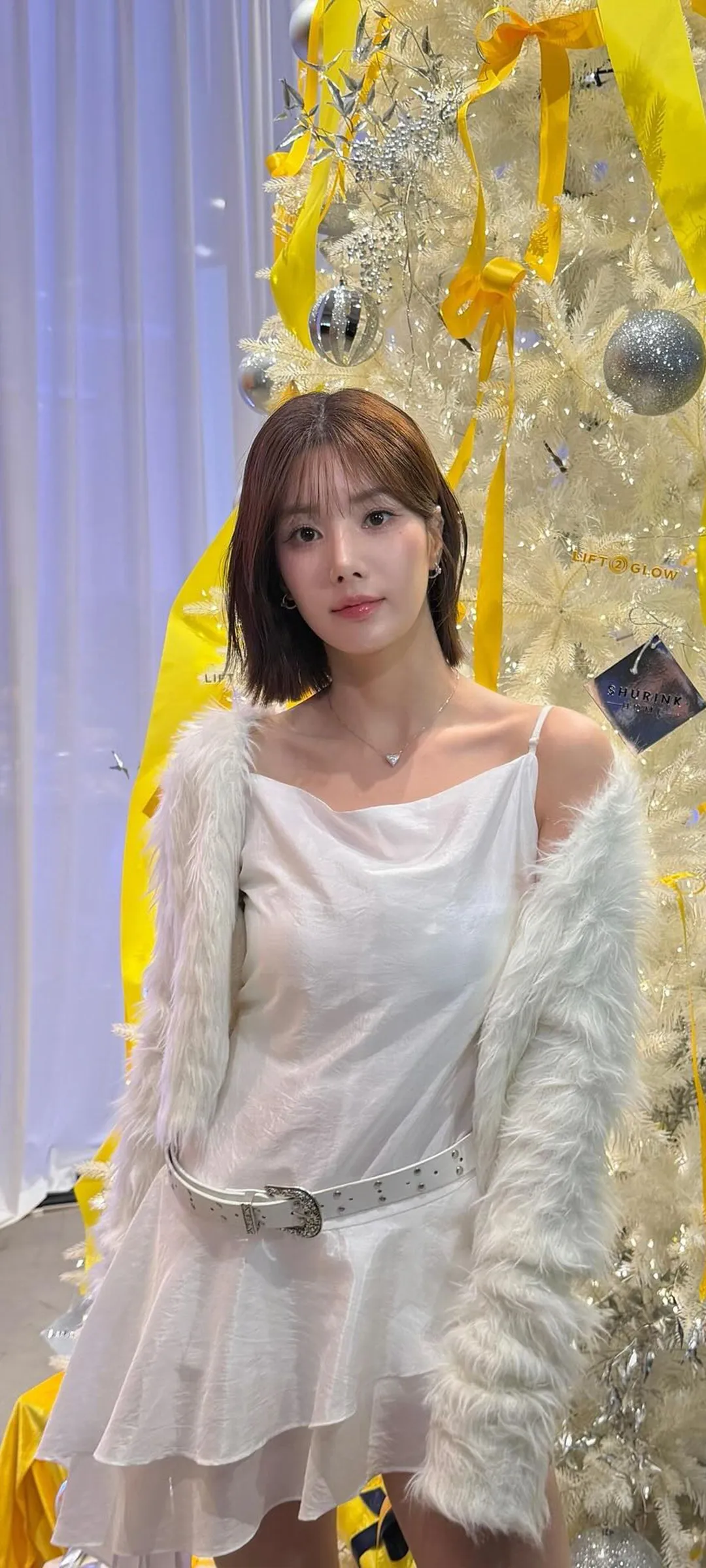 วอลเปเปอร์ หน้าจอล็อก มือถือ Kwon Eun-bi 4K HD ดาวน์โหลด — IZ*ONE