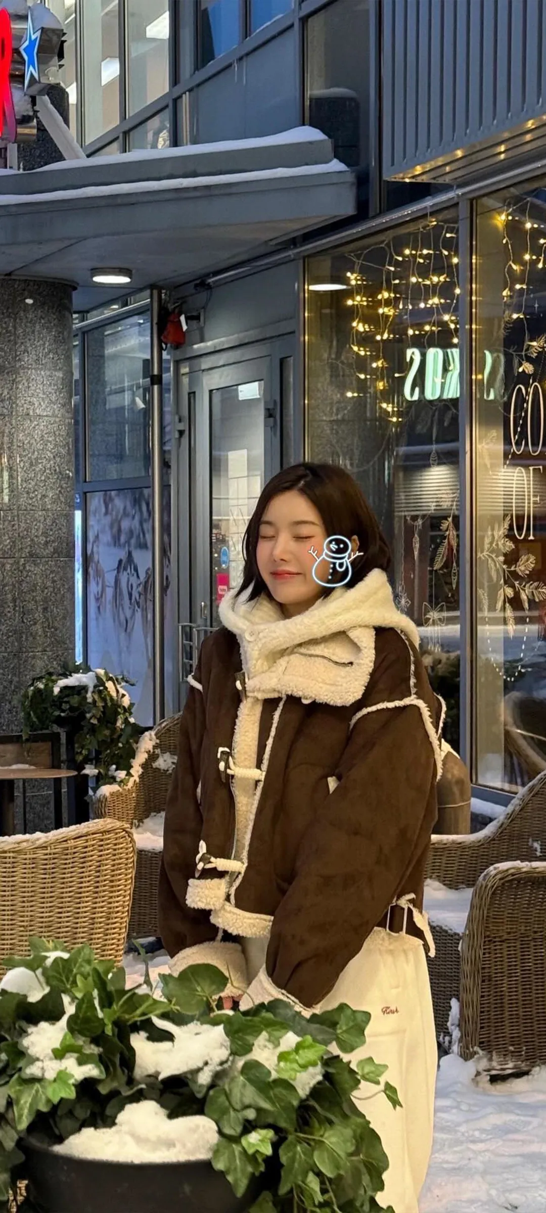 วอลเปเปอร์ หน้าจอล็อก มือถือ Kwon Eun-bi 4K HD ดาวน์โหลด — IZ*ONE