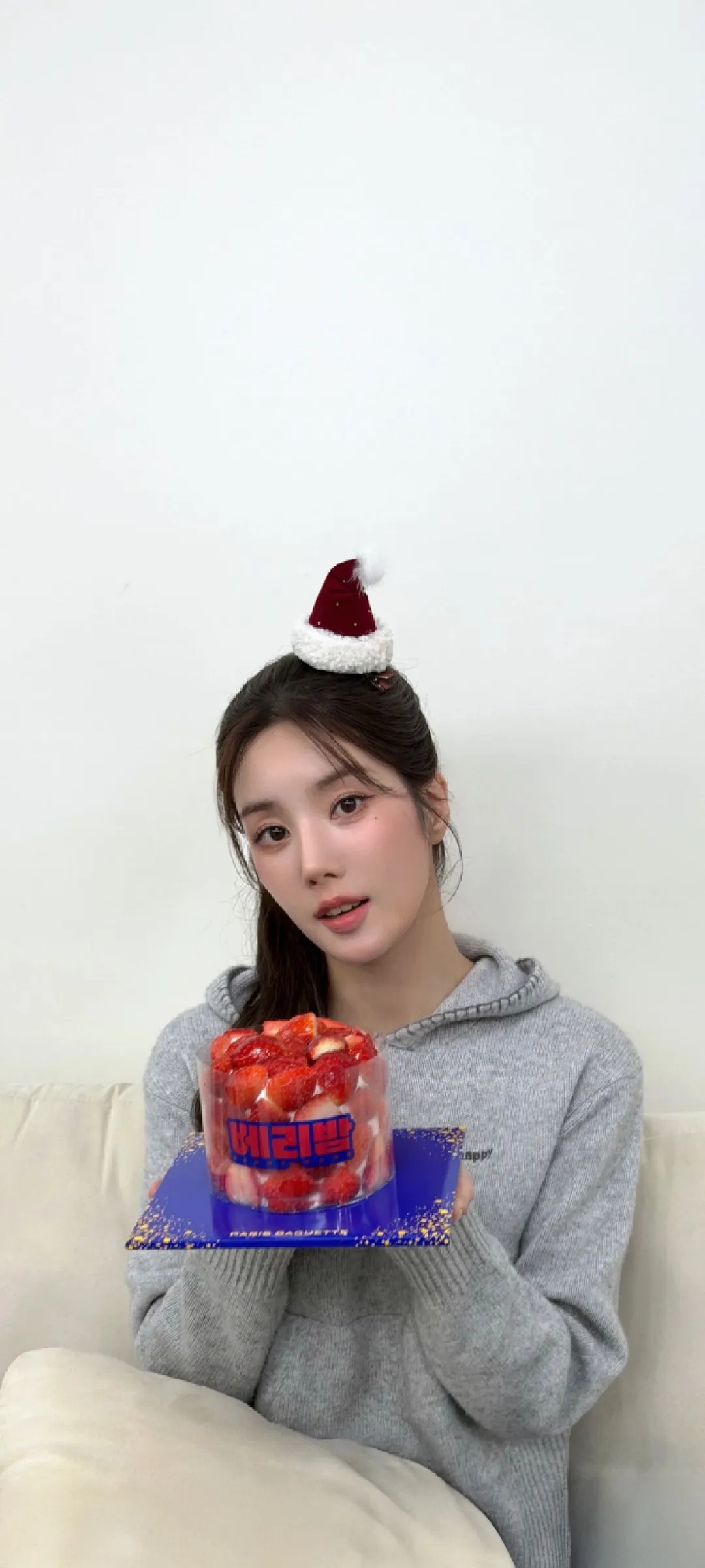 วอลเปเปอร์ หน้าจอล็อก มือถือ Kwon Eun-bi 4K HD ดาวน์โหลด — IZ*ONE